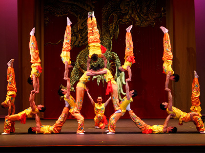 Peking Acrobats Image